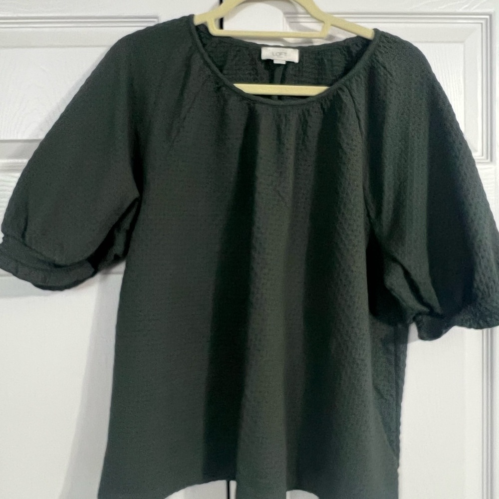 LOFT Women's dark green  Textured Top